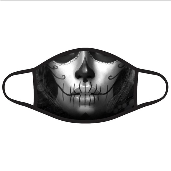🔮HALLOWEEN Sugar Skull Face Mask!
